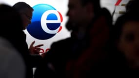 La responsable d'un bureau de coaching parisien est poursuivie en diffamation. 