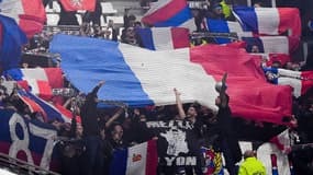 Des supporteurs de l'OL au stade Vélodrome de Marseille, le 29 octobre 2023