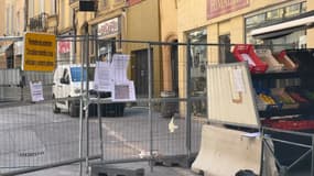 La rue des Cordeliers à Aix-en-Provence avait été fermé une semaine après l'effondrement d'une cave.