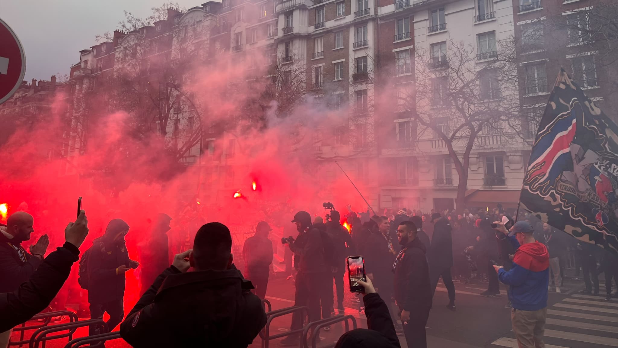 La K-Soce Team avant PSG-OL