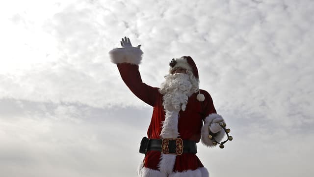 Père Noël : faut-il faire croire aux enfants qu'il existe ?