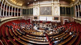 La motion de censure a été rejetée par l'Assemblée nationale le 18 juin 2015