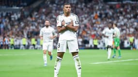 Kylian Mbappé célébrant un but face au Betis Séville le 1er septembre 2024 avec le Real Madrid