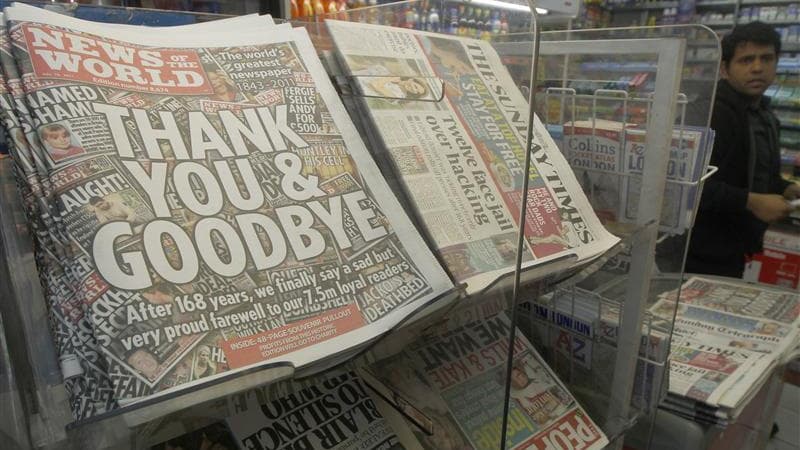 L'attaquant vedette de Manchester United Wayne Rooney et Cherie Blair, l'épouse de l'ancien Premier ministre Tony Blair, font partie d'un nouveau groupe de 46 personnalités britanniques ayant porté plainte contre le journal News of The World de Rupert Mur