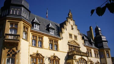 Le palais du gouverneur militaire de Metz, devant lequel un militaire a été grièvement blessé à la tête par un tir.