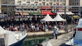 Les touristes sont toujours plus nombreux l'été à vouloir se rendre aux îles du Frioul, au large de Marseille. 