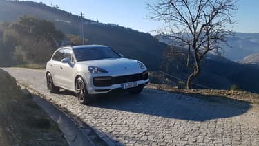 Plus de 15 ans après sa naissance, le Porsche Cayenne entre dans sa troisième génération.