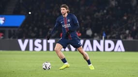 Illya Zabarnyi avec le PSG, le 22 novembre 2025