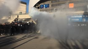 Des supporters manifestant devant le Vélodrome, le 16 janvier 2021