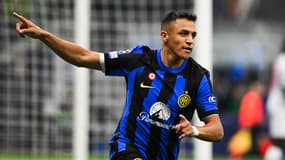 L'attaquant de l'Inter Milan Alexis Sanchez face à Salzbourg