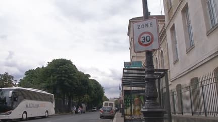 Une zone de Paris limitée à 30 km/h
