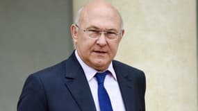 Michel Sapin estime que le niveau de l'euro pourrait contrecarrer les mesures du gouvernement visant à améliorer la compétitivité française.