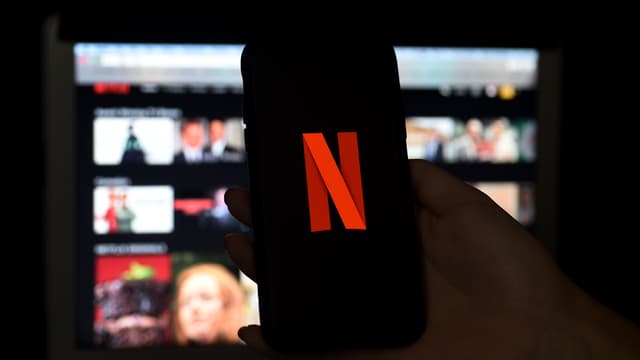 Avec le confinement, Netflix a gagné 15,8 millions d'abonnés payants.