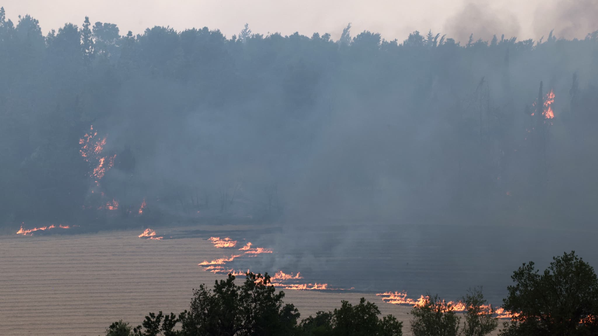 A fire broke out a few kilometers from Jerusalem on April 30, 2025.