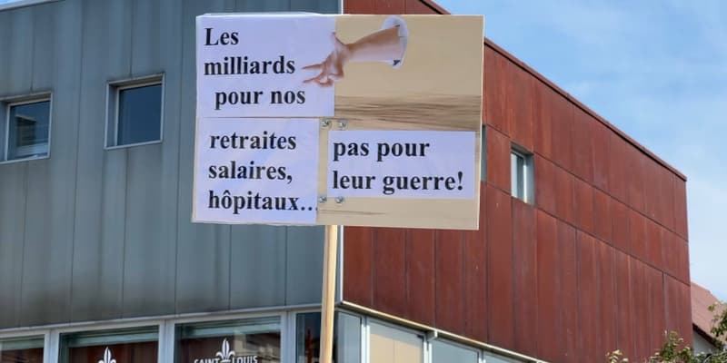 Une manifestation s'est déroulée ce dimanche pour sauver l'hôpital de Saint-Louis.