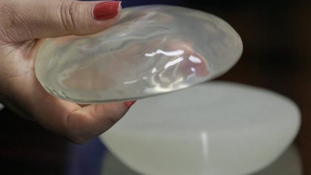 L'assureur Allianz a demandé jeudi devant le tribunal de commerce de Toulon la nullité des contrats le liant à Poly Implant Prothèse (PIP), la société française au coeur d'un scandale d'implants mammaires non conformes aux ramifications mondiales. /Photo