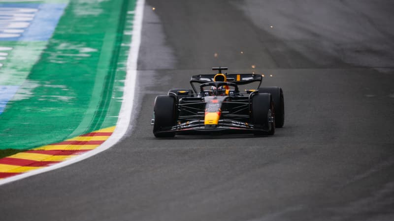 La Red Bull de Max Verstappen sur les qualifications du Grand Prix de Belgique, juillet 2023