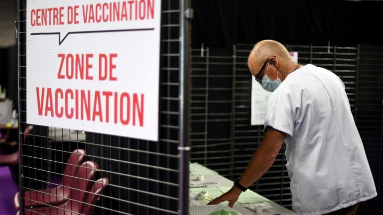Centre de vaccination le 31 mai 2021 à Garlan, dans l'Ouest de la France (photo d'illustration)