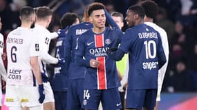 Désiré Doué et Ousmane Dembélé lors de PSG-Lille, le 1er mars 2025.