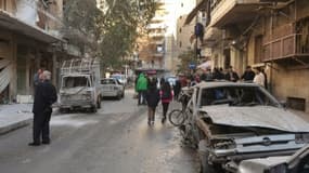 Une rue d'Alep après des tirs rebelles le 14 février 2016