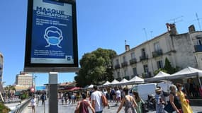 Un panneau informe sur l'obligation de porter un masque dans le centre de Montpellier, le 14 août 2020 (Photo d'illustration)