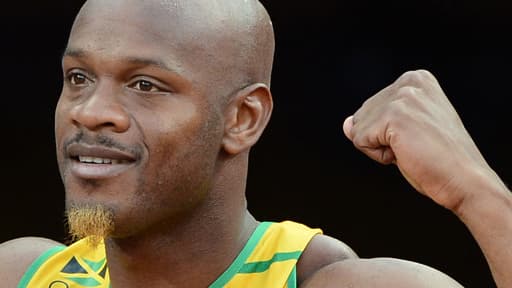 Asafa Powell a annoncé qu'il avait été contrôlé positif à un produit dopant le 14 juillet 2013.
