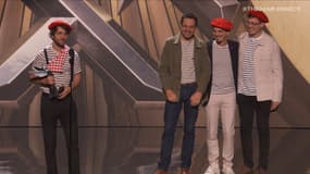 L'équipe de Sandfall Interactive vient recevoir son Game Award du Jeu de l'année 2025 pour "Clair Obscur: Expedition 33"