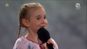 Amelia, fillette ukrainienne devenue une star des réseaux sociaux après son interprétation de "Libérée, délivrée"