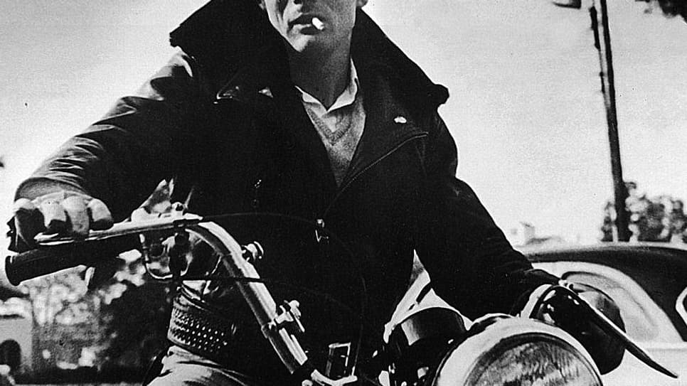 James Dean sur sa TR5 Trophy James Dean sur sa TR5 Trophy