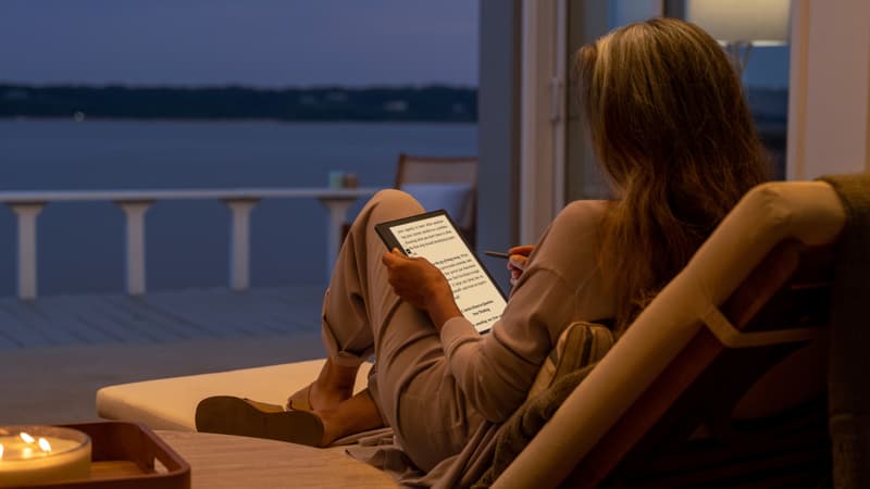 La nouvelle liseuse Kindle Scribe d'Amazon.