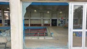 La piscine de Marville à Saint-Denis a été saccagée dimanche 10 septembre 2023.