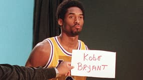 Kobe Bryant lors du media day des Los Angeles Lakers en janvier 1999 