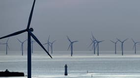 Les six premiers projets de parc d'éoliennes en mer déjà attribués entre 2011 et 2013 affichent une puissance totale cumulée de 2916 MW.