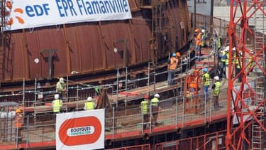 Jusqu'à 500 ouvriers étrangers auraient travaillé au noir sur le chantier de l'EPR de Flamanville.