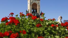 Le monument à la mémoire de Mustafa Kemal Atatürk sur la place Taksim, à Istanbul. Un tribunal administratif a annulé le projet de rénovation de la place Taksim à Istanbul, à l'origine d'un vaste mouvement de contestation, début juin, contre le gouverneme