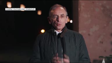 Eric Zemmour présente ses vœux pour Noël dans une vidéo diffusée le 24 décembre 2021.