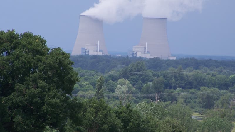 Les trois jeunes hommes ont été interpellés aux abords de la centrale de Belleville-sur-Loire, dans le Cher.