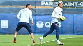 Gianluigi Donnarumma et Keylor Navas