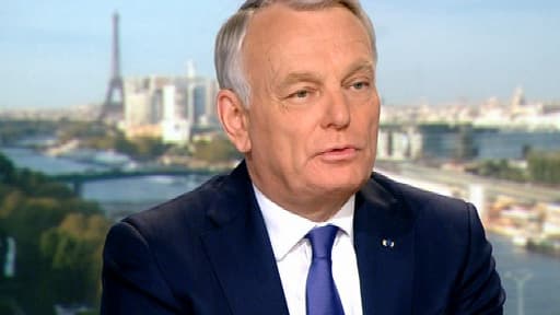 Jean-Marc Ayrault, sur le plateau du 20h de TF1, dimanche 5 mai.