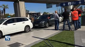 Le nombre de taxis clandestins explose en profitant de la clientèle étrangère souvent peu informée