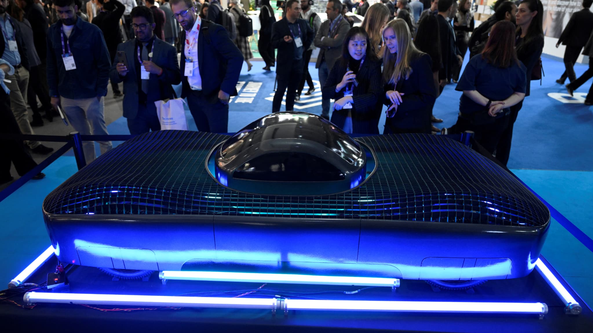 La voiture "Model A" d'Alef Aeronautics a été présentée au MWC 2024.