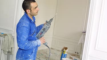 Les aides de l’État en matière de travaux d’isolation sont sous-estimées par 58% des Français, selon un sondage OpinionWay pour Monexpert-isolation.fr.