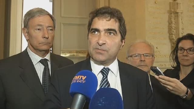 "Les accès de colère et les humeurs de Manuel Valls deviennent de moins en moins supportables et acceptables par nos collègues", dénonce Christian Jacob.