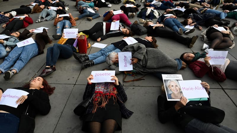 Des personnes dénonçant les féminicides en France le 19 octobre 2019 à Paris. (photo d'illustration)
