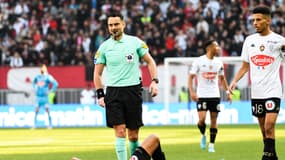 L'arbitre Romain Lissorgue