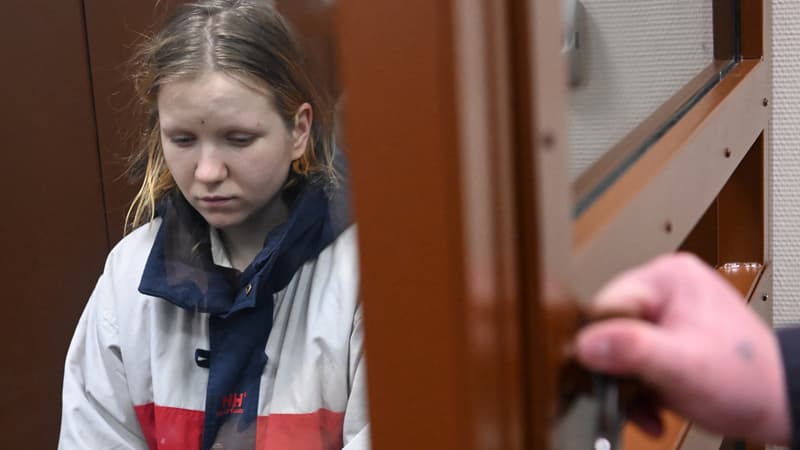 Darya Trepova, accusée d'être à l'origine de l'explosion ayant tué un blogueur russe soutenant l'invasion en Ukraine, le 4 avril 2024 à Moscou