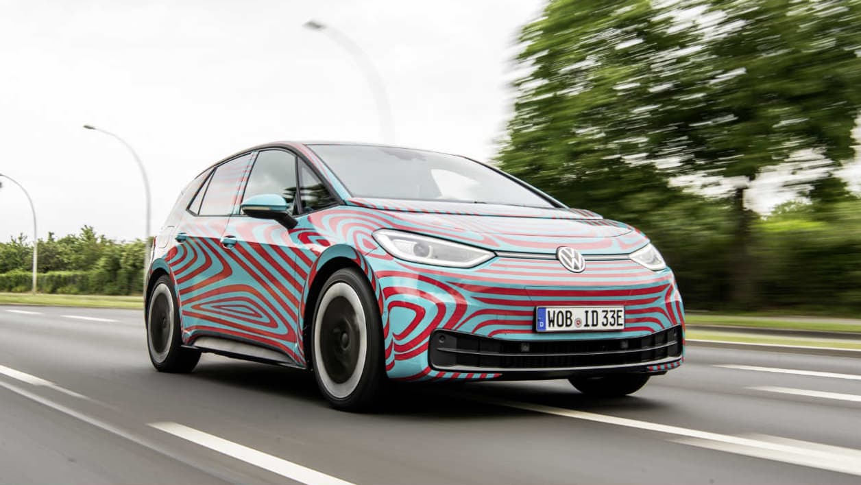 La nouvelle ID3, présentée la semaine prochaine au salon automobile de Francfort (Allemagne). Volkswagen espère vendre 3 millions de voitures électriques chaque année en 2025. La nouvelle ID3, présentée la semaine prochaine au salon automobile de Francfort (Allemagne). Volkswagen espère vendre 3 millions de voitures électriques chaque année en 2025.
