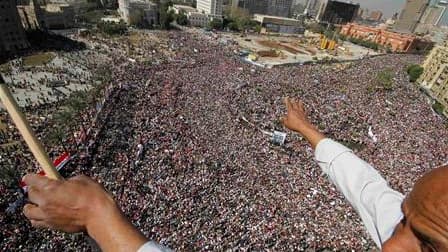 Vue de la place Tahrir, au Caire, lors de la "marche de la victoire" organisée vendredi, une semaine jour pour jour après la chute du président Hosni Moubarak, au pouvoir depuis 30 ans. Des millions d'Egyptiens ont participé à cette manifestation pour fêt