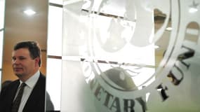 Le FMI craint de voir la France dévier de ses objectifs de réduction du déficit.