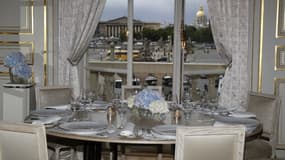 L'Hôtel Crillon, un des 12 palaces parisiens, rouvre ses portes après quatre ans de travaux. 